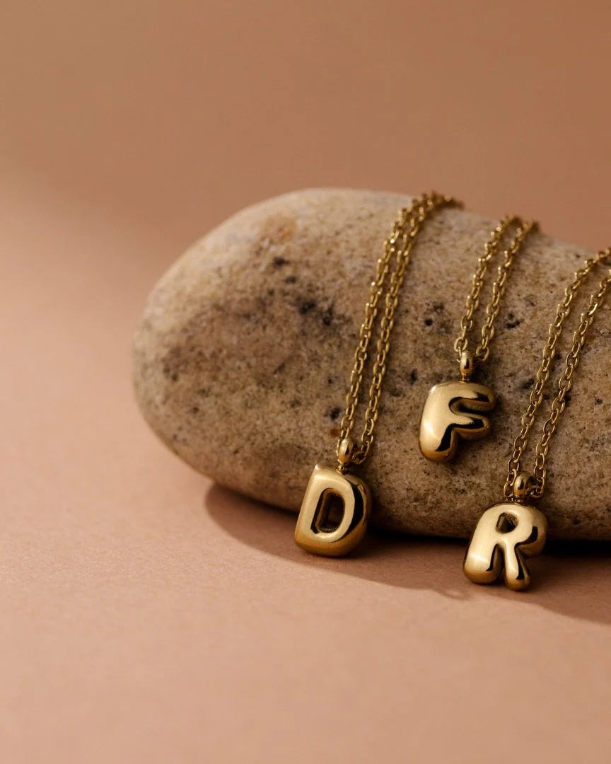 LUAMAYA Bubble Letter Necklace Roségold