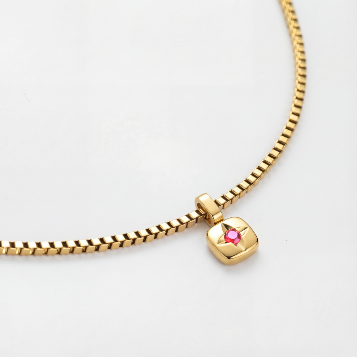 October Pendant Gold PH-JE-2557