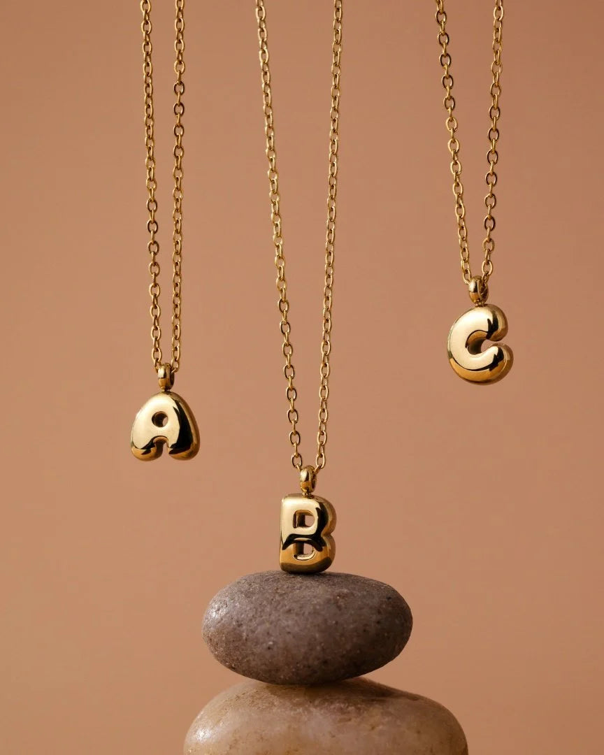 LUAMAYA Bubble Letter Necklace Roségold
