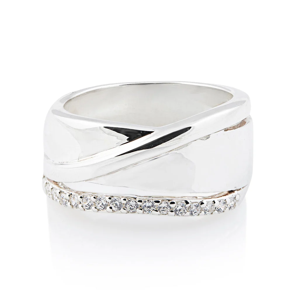 Breiter Ring aus Sterlingsilber, verziert mit einer Linie aus weißen 2mm Zirkonia 20-1031