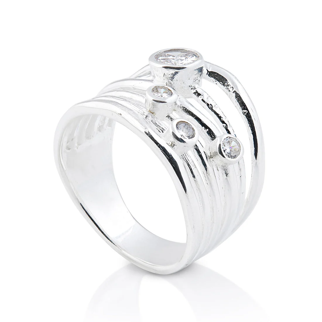Ring aus Sterlingsilber, mit weißen 3mm und 6mm Zirkonia auf mehreren Ringen RI-10122A