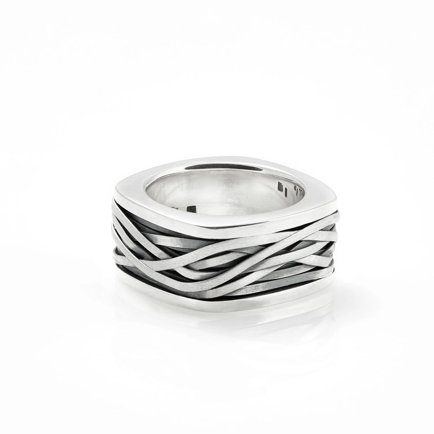 Sterling Silver M Ring in Mumienstil R-149-M-48