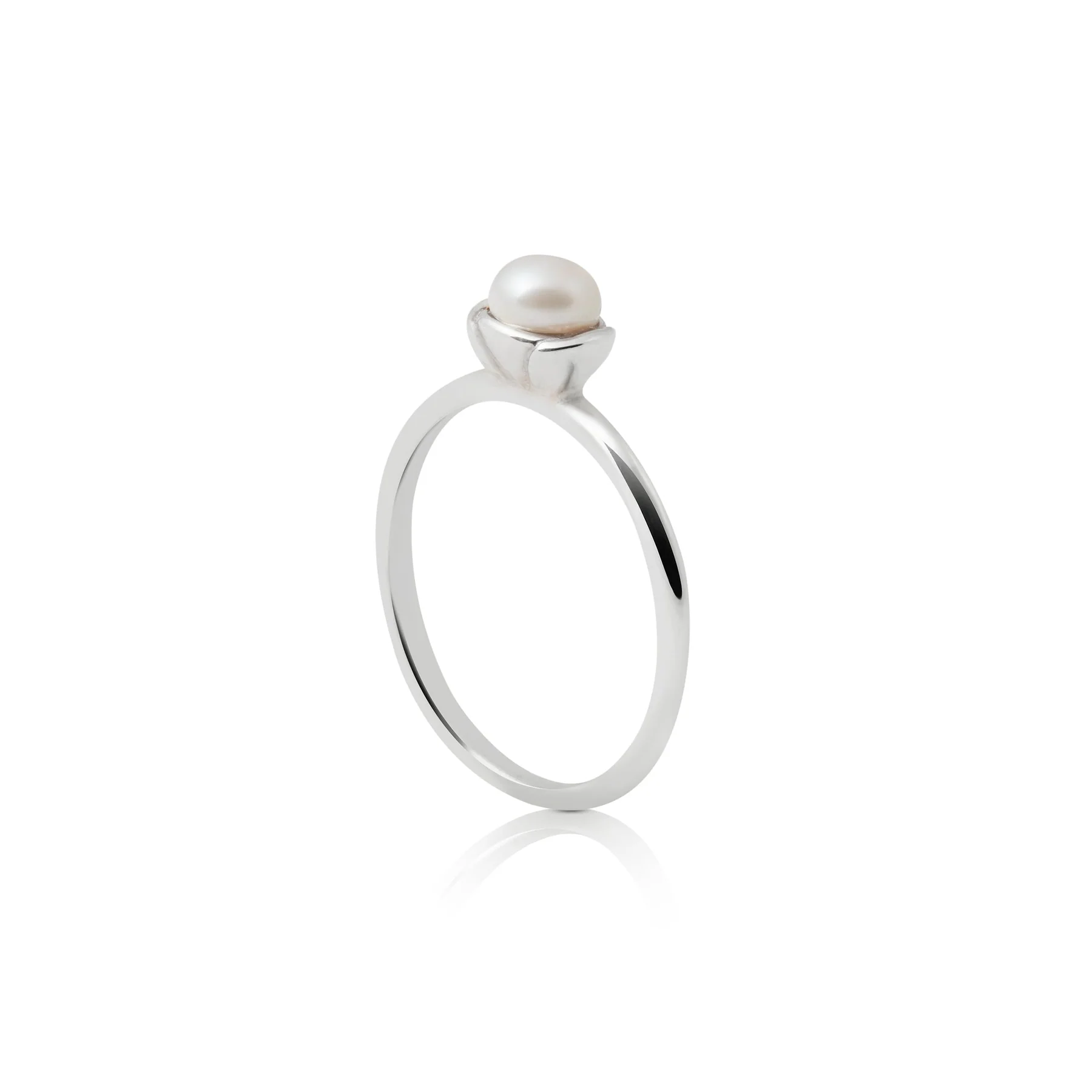 Ring aus Sterlingsilber mit einer großen Süßwasserperle RI-10033P