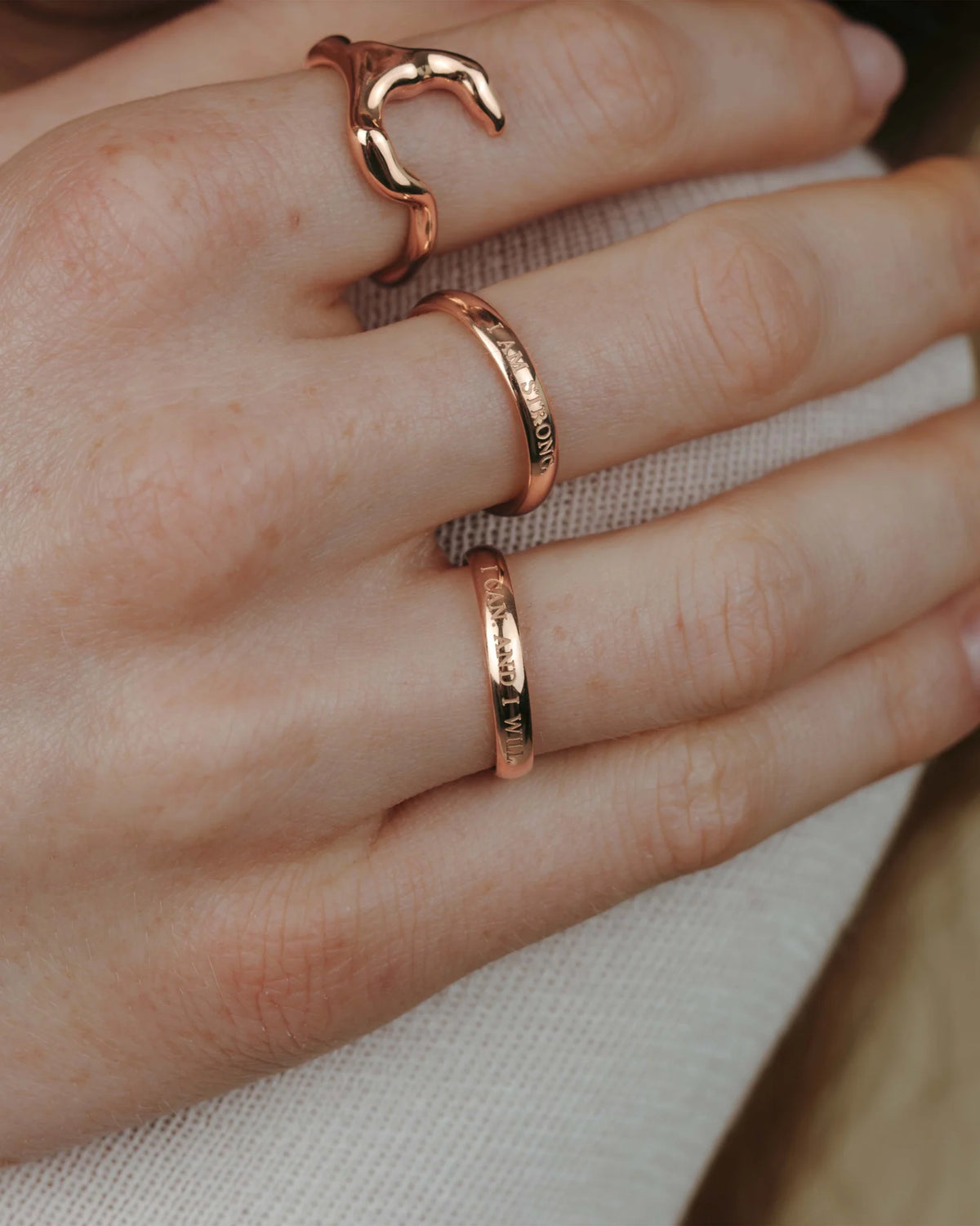 LUAMAYA I can. And I will Ring Roségold