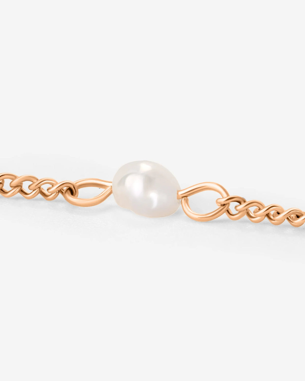 LUAMAYA Pearl after Pearl Choker Gold