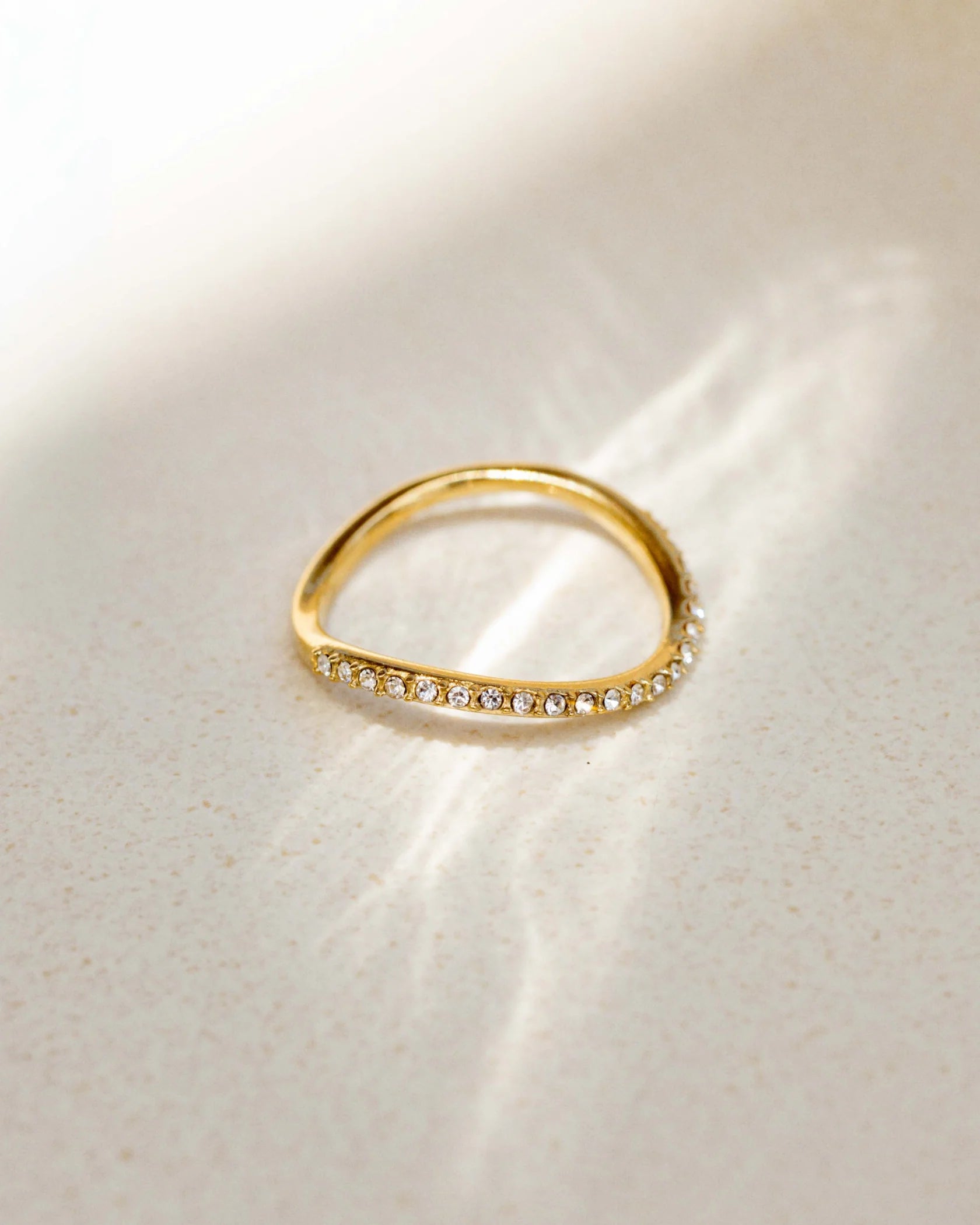 LUAMAYA Sparkling Radiance Ring