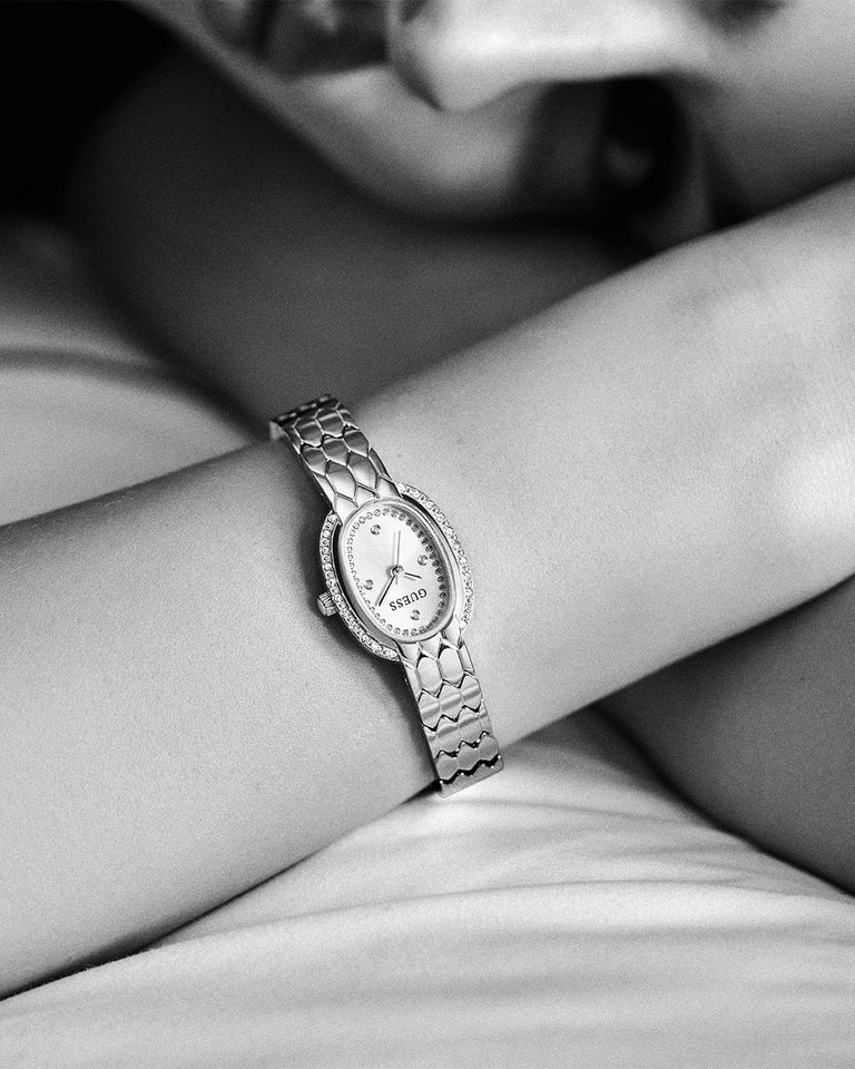 GUESS Ladies Viola Silver Tone Analog Watch