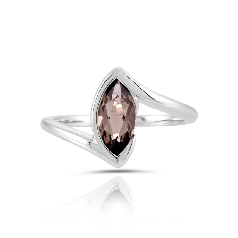Ring aus rhodiniertem Sterlingsilber mit facettiertem Rauchquarz SR-722