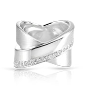 Ring aus Sterlingsilber mit zwei gekreuzten Bändern im X-Design, glänzende Oberfläche, verziert mit weißen Zirkonia und einem satinierten Band 20-1007