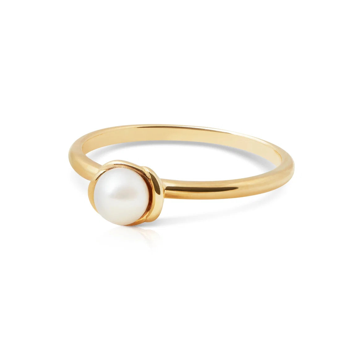 Ring aus vergoldetem Sterlingsilber mit einer großen Süßwasserperle RI-10034PG-49