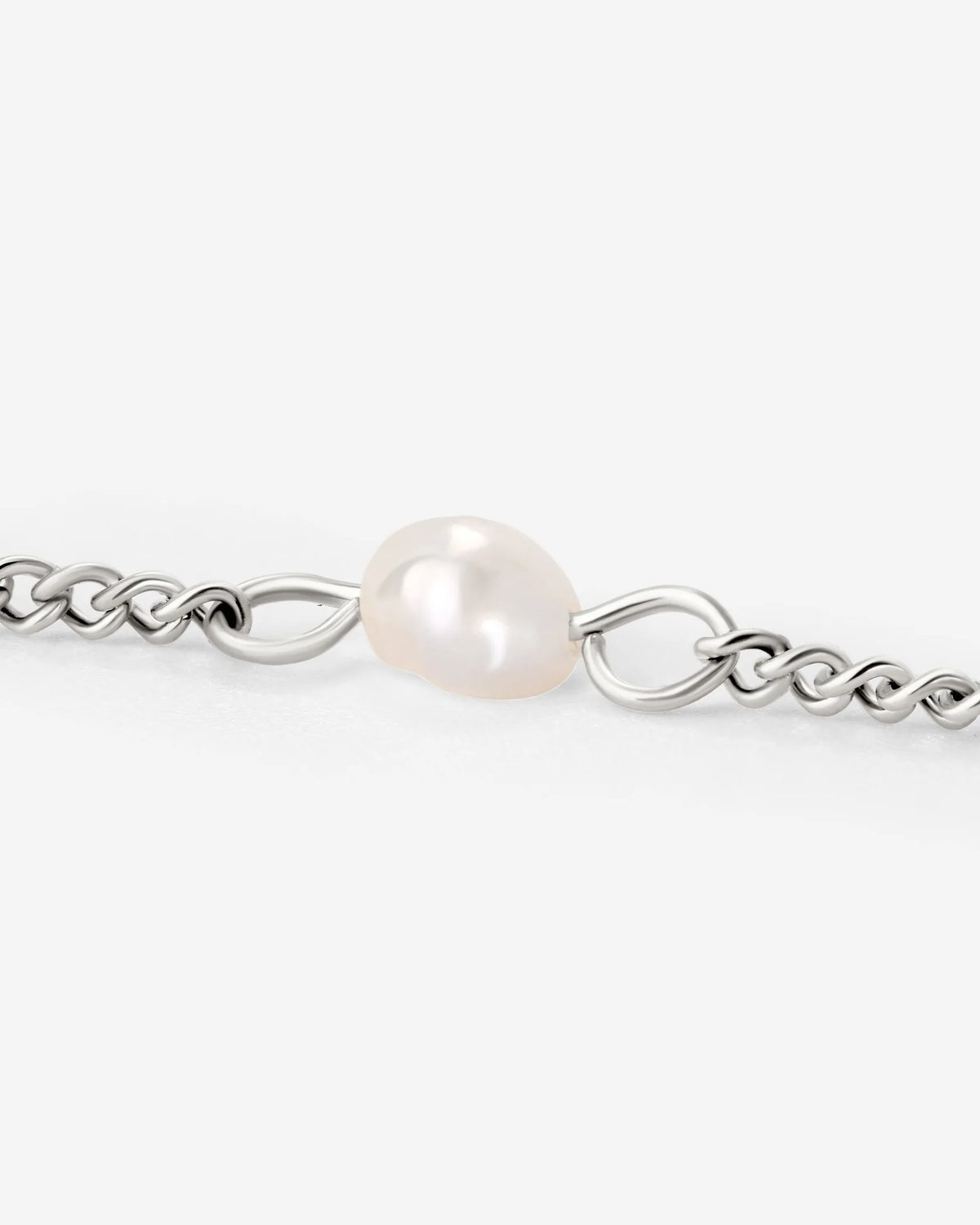 LUAMAYA Pearl after Pearl Choker Gold