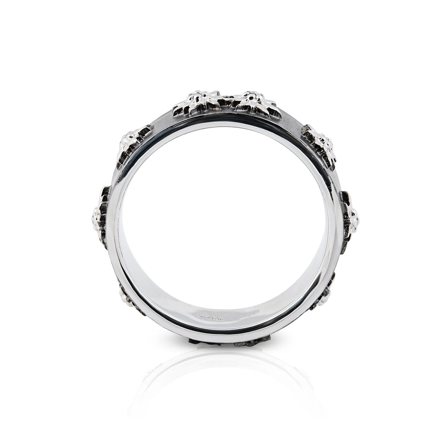 Ring aus Sterlingsilber mit Edelweiss auf flachem Profil, Satin-Finish und schwarzem Rhodium R-8001