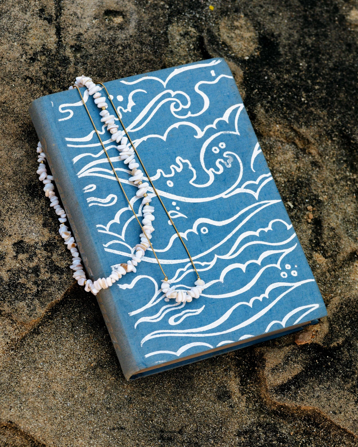 LUAMAYA Shell Relic Choker
