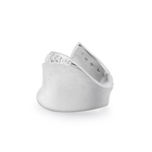 Wellenförmiger Ring aus Sterlingsilber mit gebürsteter Oberfläche, der aus einem Zirkonia-Farbverlauf besteht 20-1012