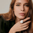 Ring aus gebürstetem Sterlingsilber in ovaler, konkaver Form RI-10114A