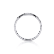 Ring aus Sterlingsilber, der ein modernes rechteckiges Design mit einem zarten Hauch von Glanz durch diese Zirkonia verbindet R-4358