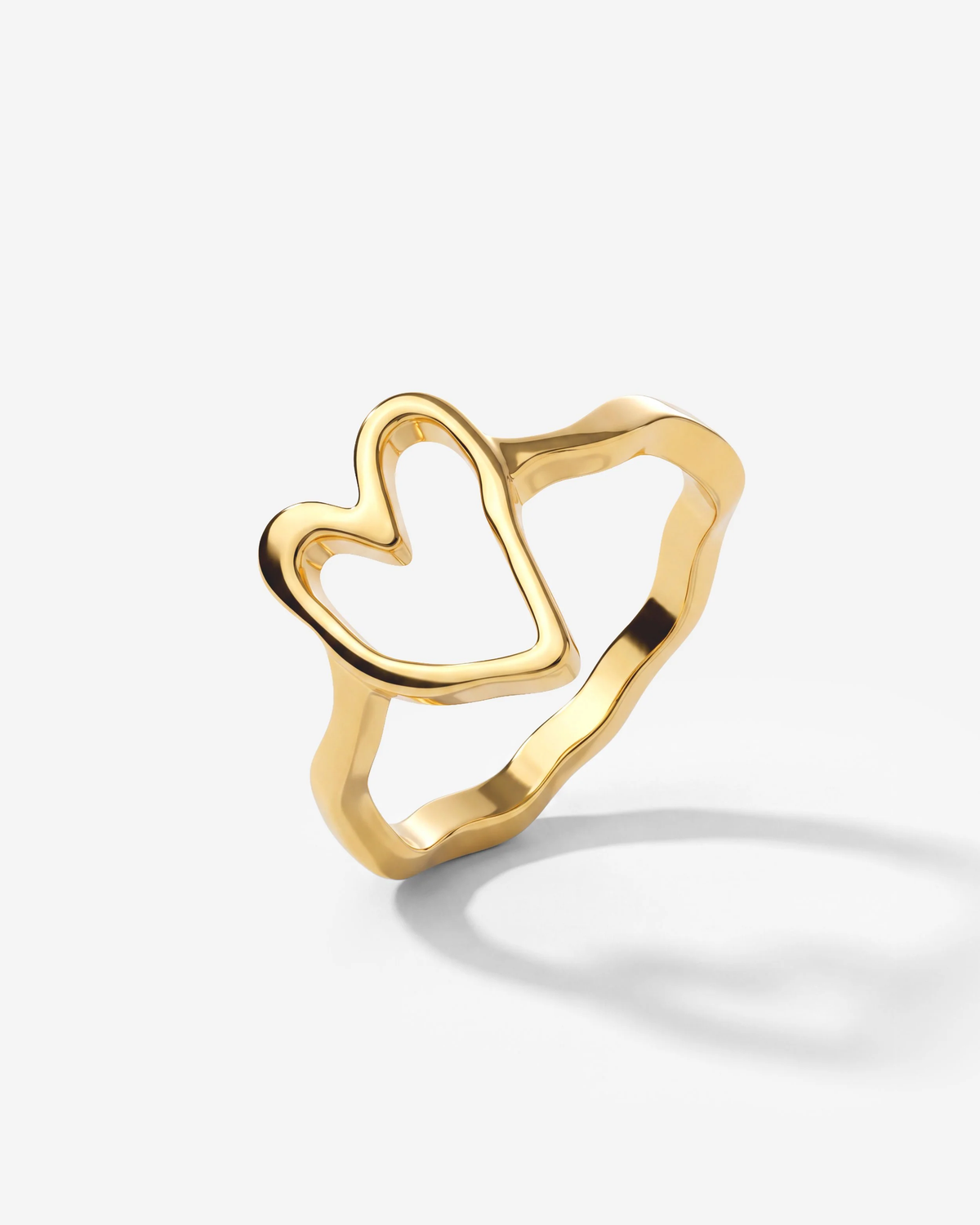 LUAMAYA Flowy Heart Ring
