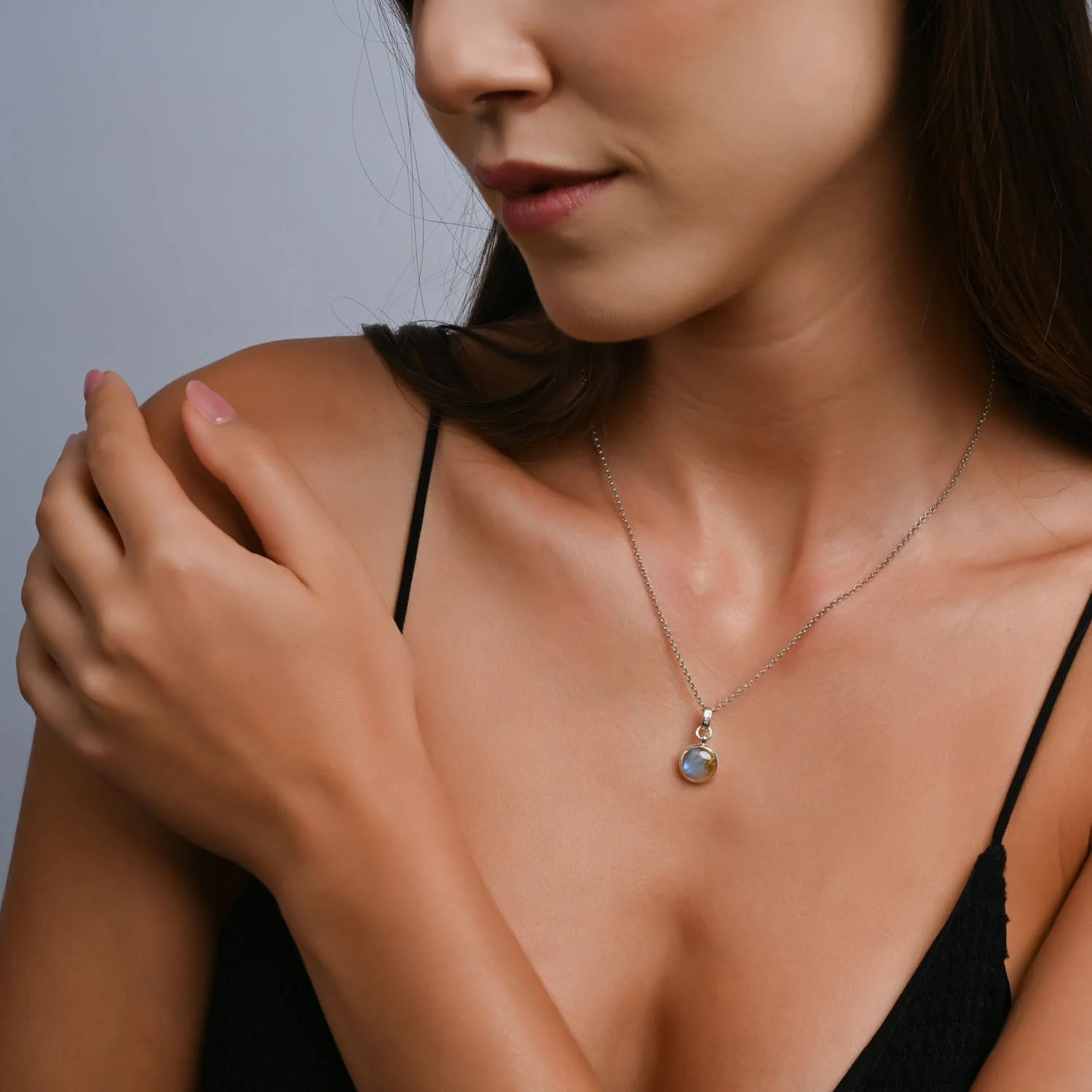 Sterling Silber Anhänger mit wunderschönen runden Labradorit Cabochon Top-Qualität P-3986