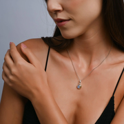 Sterling Silber Anhänger mit wunderschönen runden Labradorit Cabochon Top-Qualität P-3986