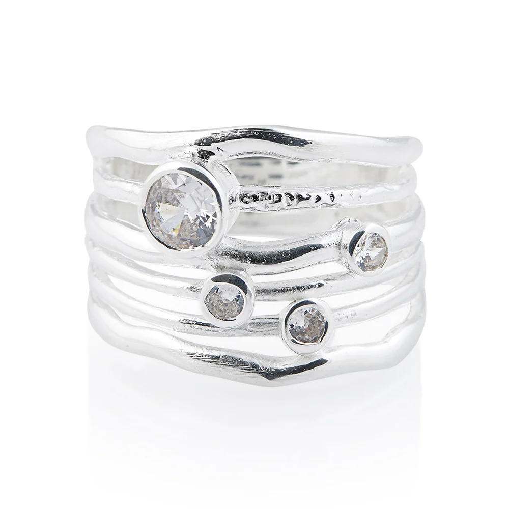 Ring aus Sterlingsilber, mit weißen 3mm und 6mm Zirkonia auf mehreren Ringen RI-10122A
