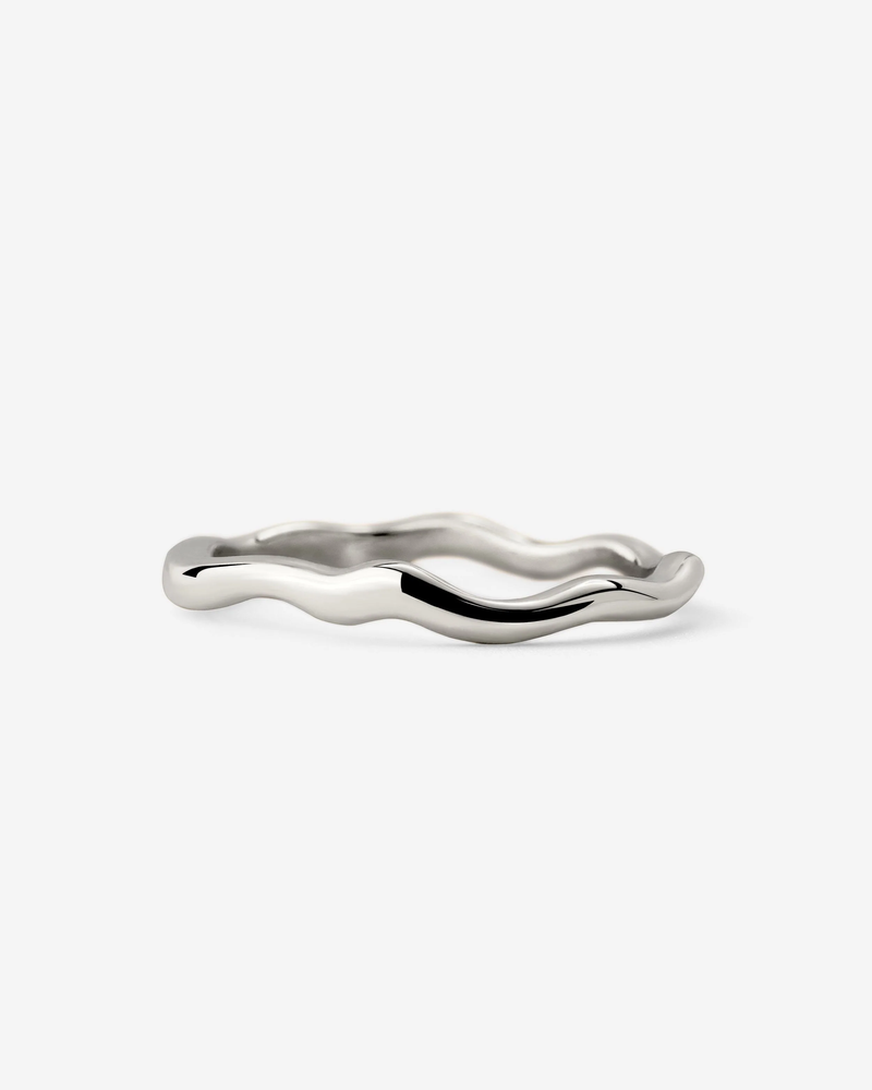 LUAMAYA Flowing Ring