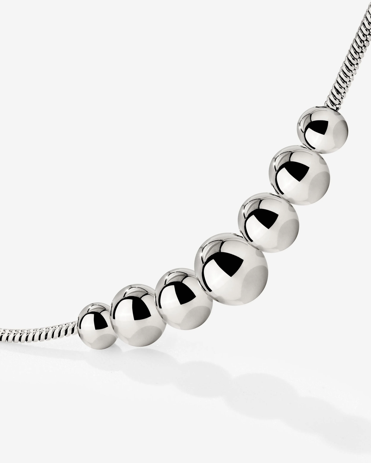 LUAMAYA Curvy Beads Choker