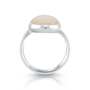 Ring aus Sterlingsilber mit ovalem Perlmutt R-4432