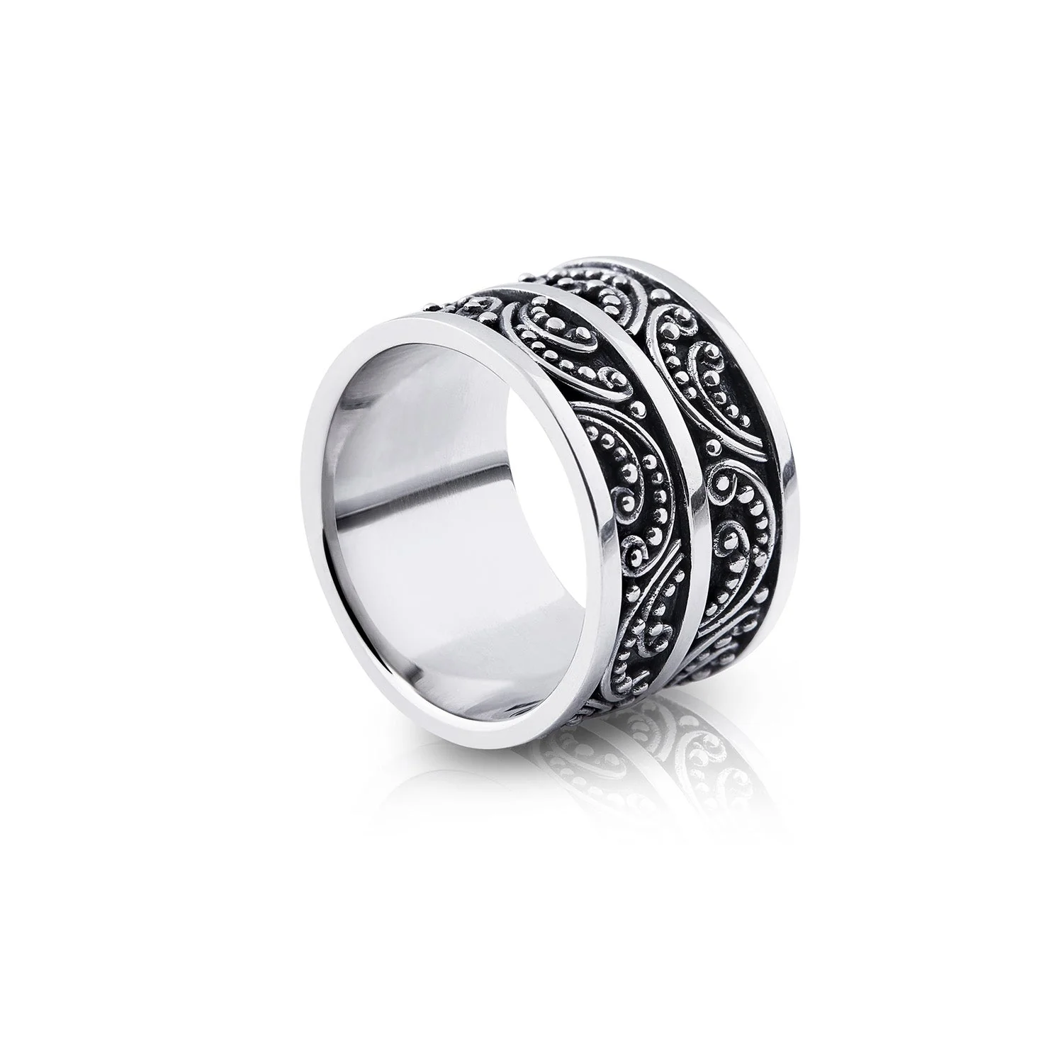 Ring aus Sterlingsilber mit glänzendem, oxidiertem Finish, das hübsche Muster erkennen lässt R-4345