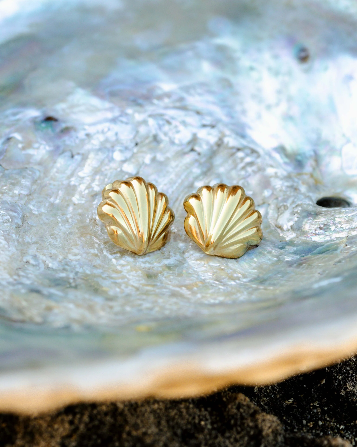 LUAMAYA Venus Glow Studs