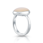 Ring aus Sterlingsilber mit ovalem Perlmutt R-4434