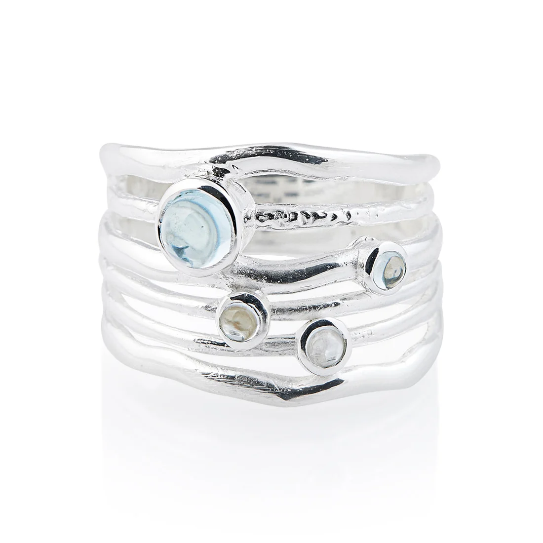 Ring aus Sterlingsilber mit 3mm und 6mm großen blauen Topasen auf mehreren Ringen RI-10121A