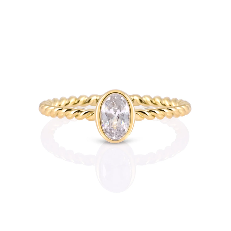 Ring aus Sterlingsilber Gelbgold plattiert im Twisted Mesh Stil mit einem wunderschönen ovalen Zirkonia 4x6 mm RI-10101GP