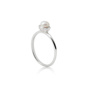 Ring aus Sterlingsilber mit einer großen Süßwasserperle RI-10033P