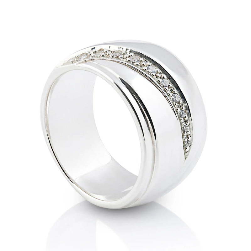 Breiter Ring aus Sterlingsilber mit einer Reihe 3 mm großer, weißer Zirkonia 20-1033