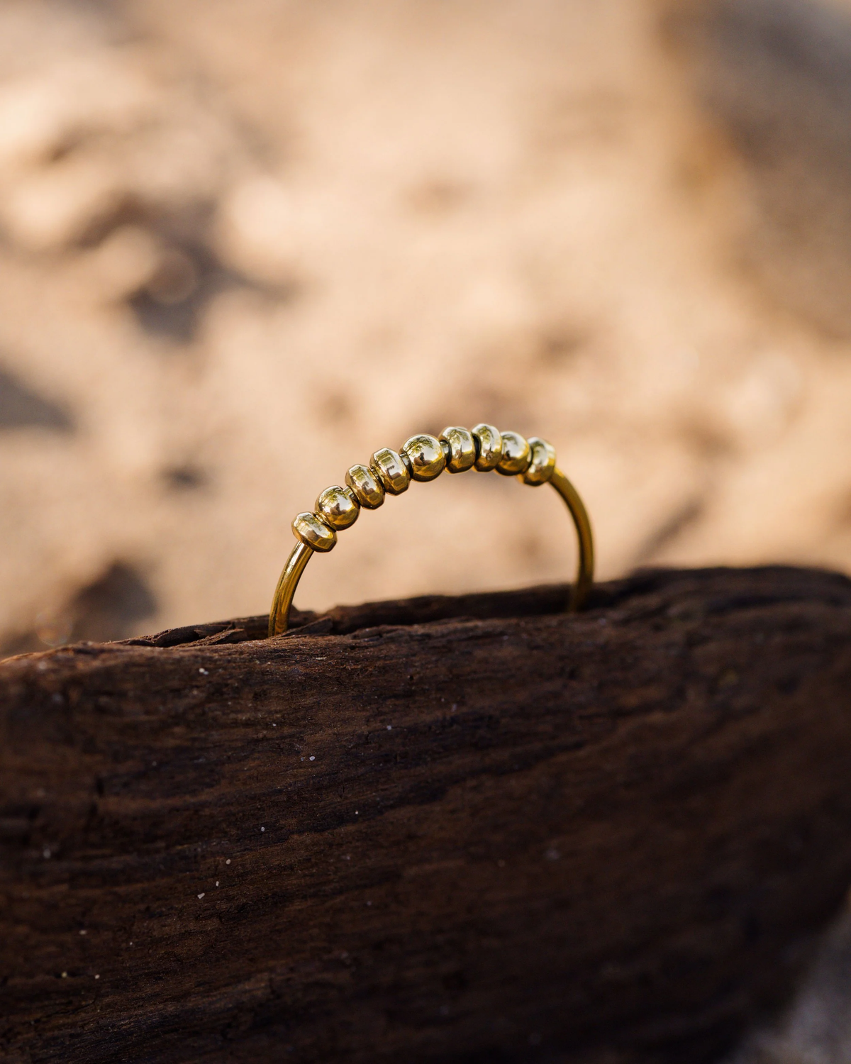 LUAMAYA Grounded Ring