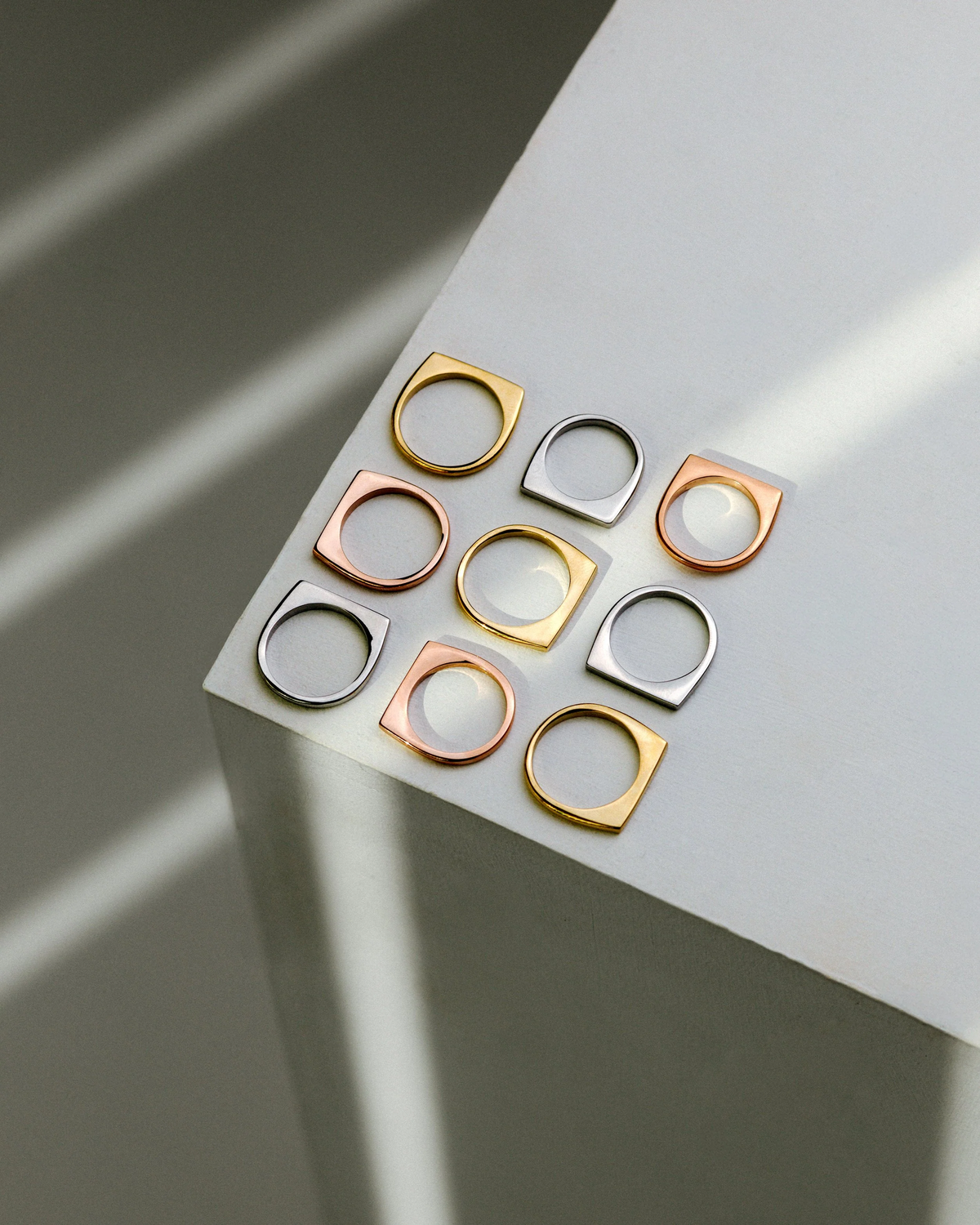 LUAMAYA Slim Edge Ring