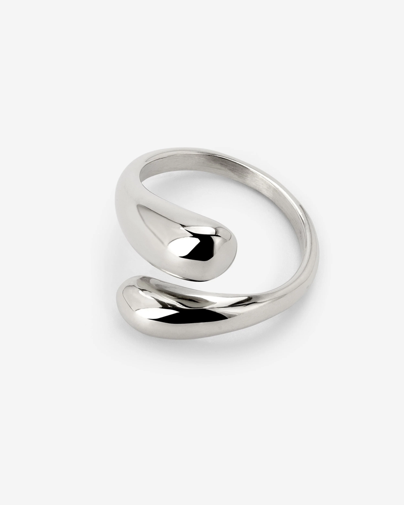 LUAMAYA Gentle Embrace Ring