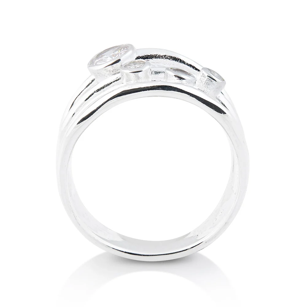 Ring aus Sterlingsilber, mit weißen 3mm und 6mm Zirkonia auf mehreren Ringen RI-10122A