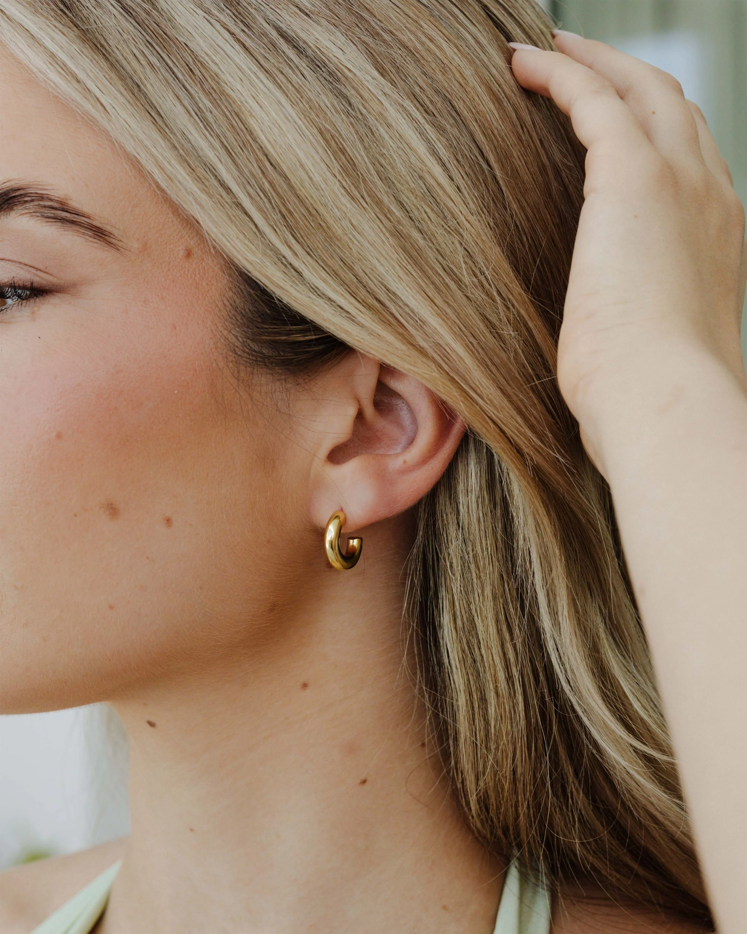 LUAMAYA Inner Light Hoop Studs